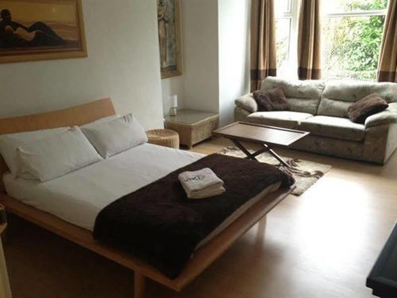 Hendham House Otel Manchester Dış mekan fotoğraf